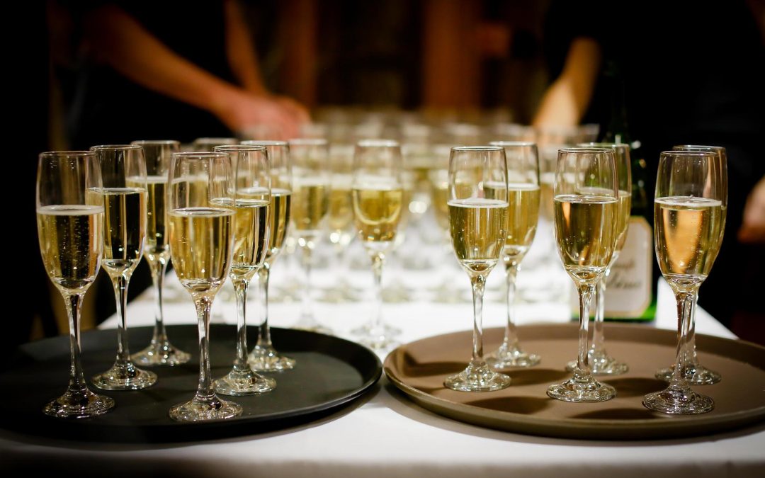 Vin + Rencontres En Rafale / Groupe 44 à 53 ans & Groupe 49 à 58 ans (1 verre de vin inclus)